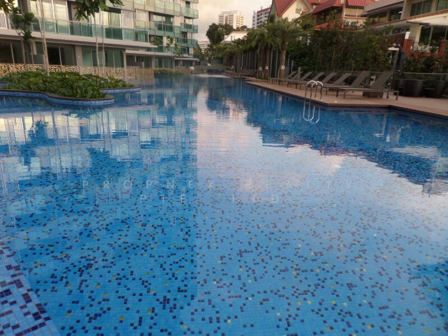 Thomson Grand